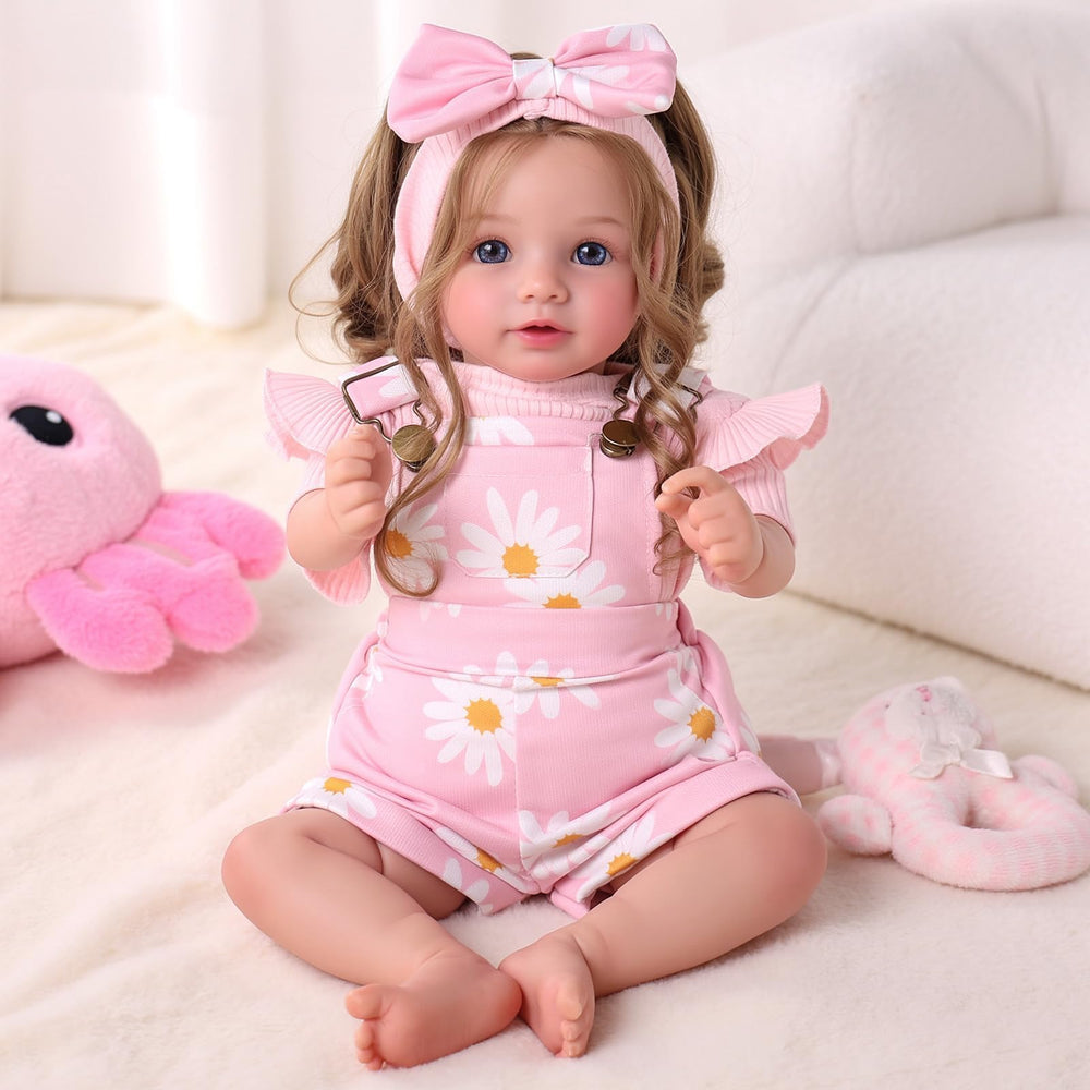 BABESIDE Real-life styling and open-eyed expression invite daily care play.