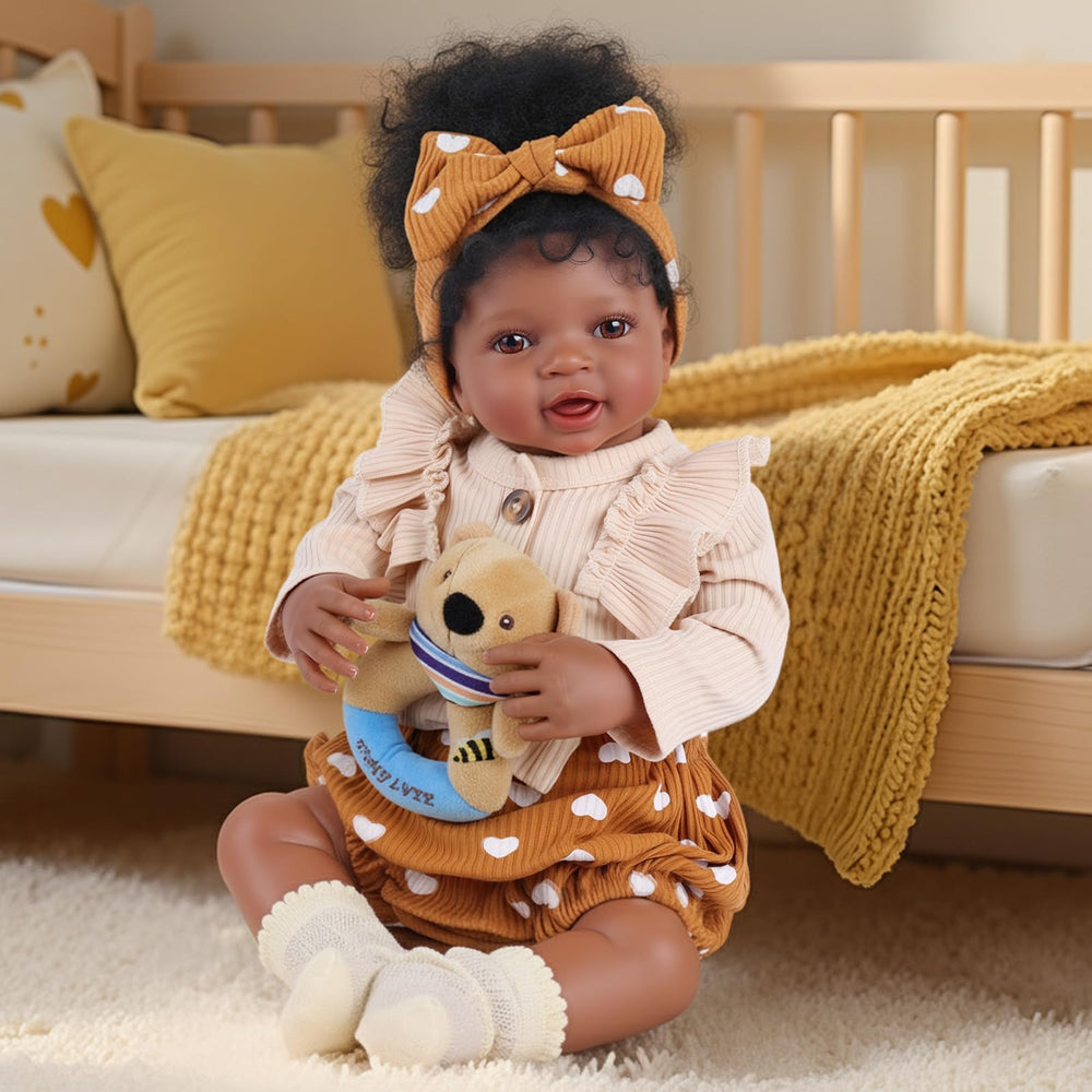 BABESIDE Reborn doll face close-up shows lifelike features for imaginative play.