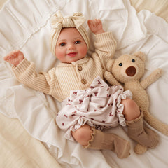 BABESIDE Sunny 17-inch doll face close-up for lifelike expression.