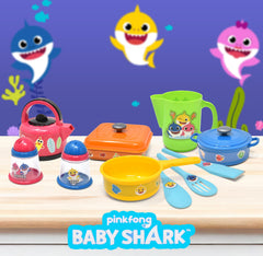 Baby Shark bowls encourage neat serving during pretend meals.