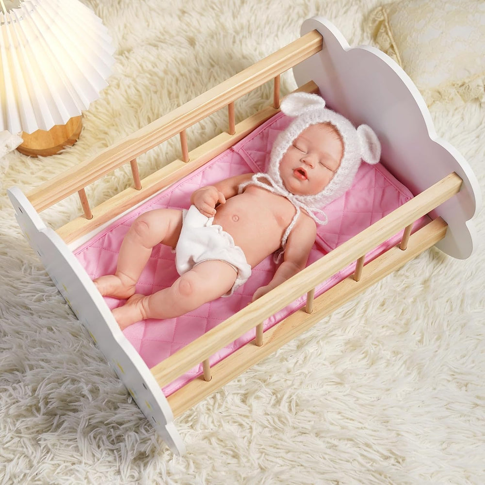 BABESIDE rounded edges on the bed, enhancing safe play during imaginative moments.