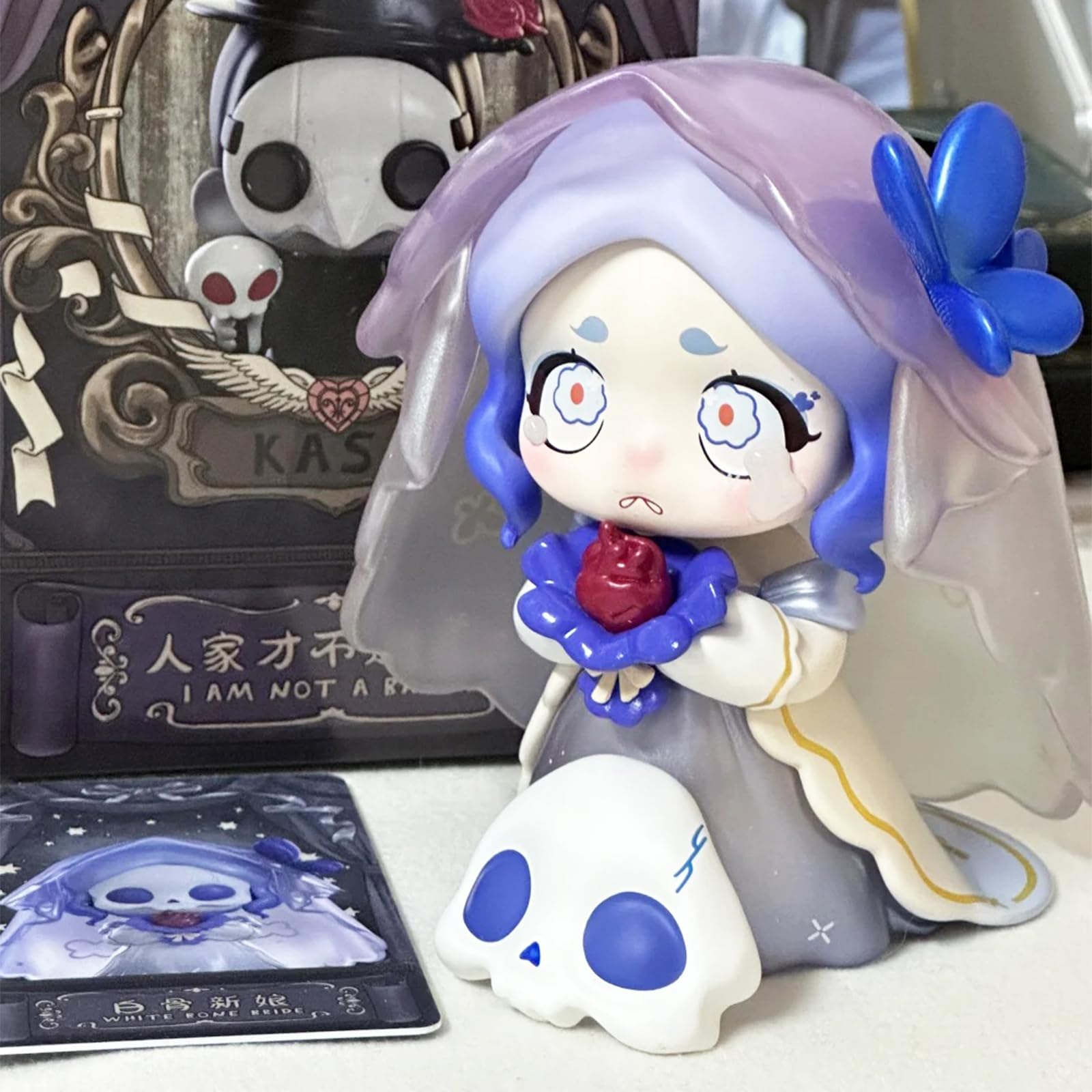 Bahomu cute Kasa Not a Villain figure for desktop decoration.