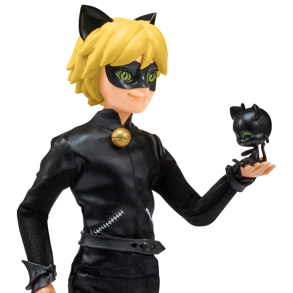 Bandai Cat Noir action figure gift for fans of Tales of Ladybug and Cat Noir
