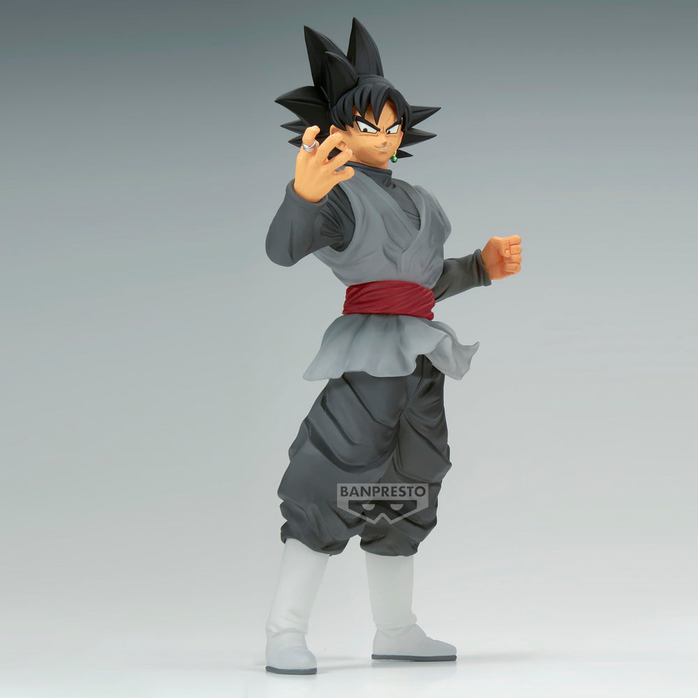 Banpresto Clearise Goku Black A dynamic pose ideal for action displays.