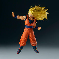 Banpresto Dragon Ball Z Match Makers Goku SS3 vs Majin Buu side pose, adds dynamic display angle.