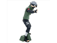 Banpresto Hatake Kakashi Grandista, artwork-quality figure for premium display.