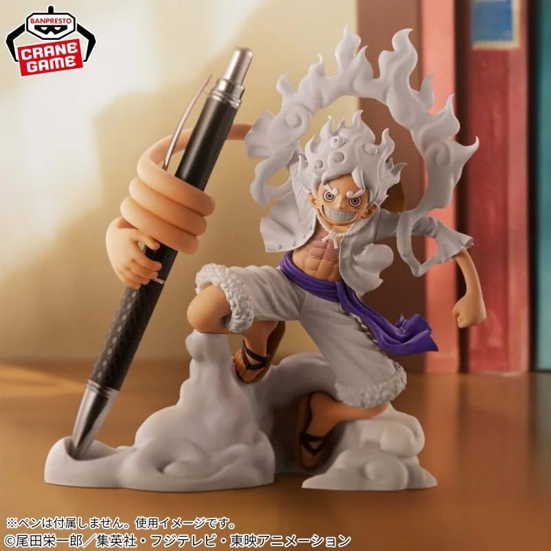 Banpresto One Piece Luffy Gear 5 vol.1 figure side view ideal for showcase shelf