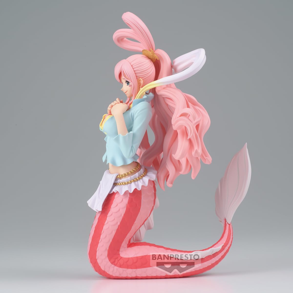 Banpresto Shirahoshi display pose showcases balance for shelves.