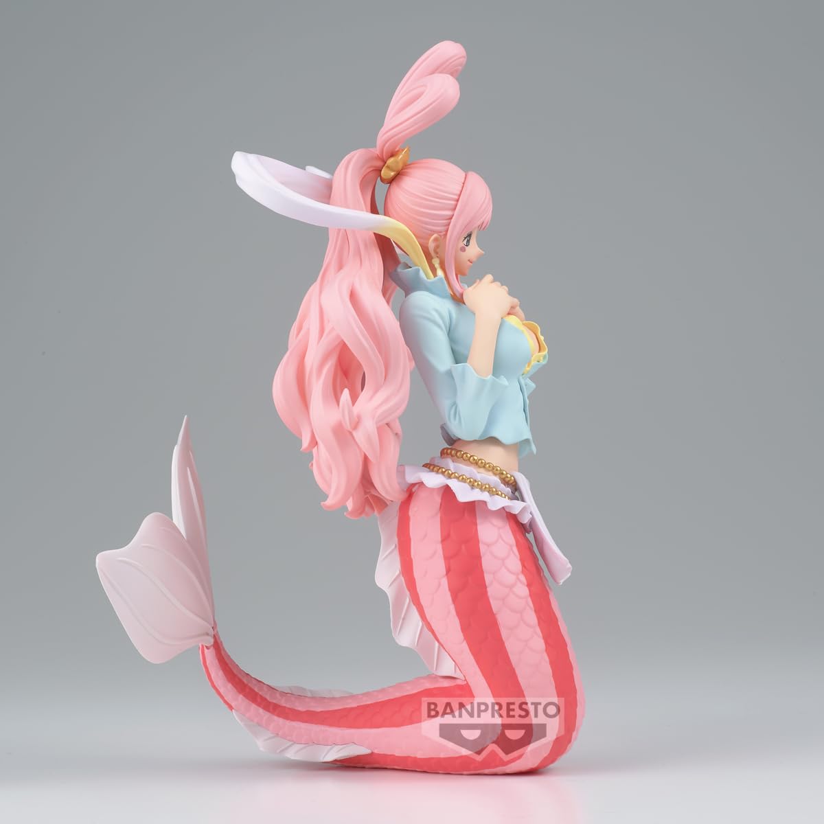 Banpresto Shirahoshi side view captures iconic pose for dynamic display.