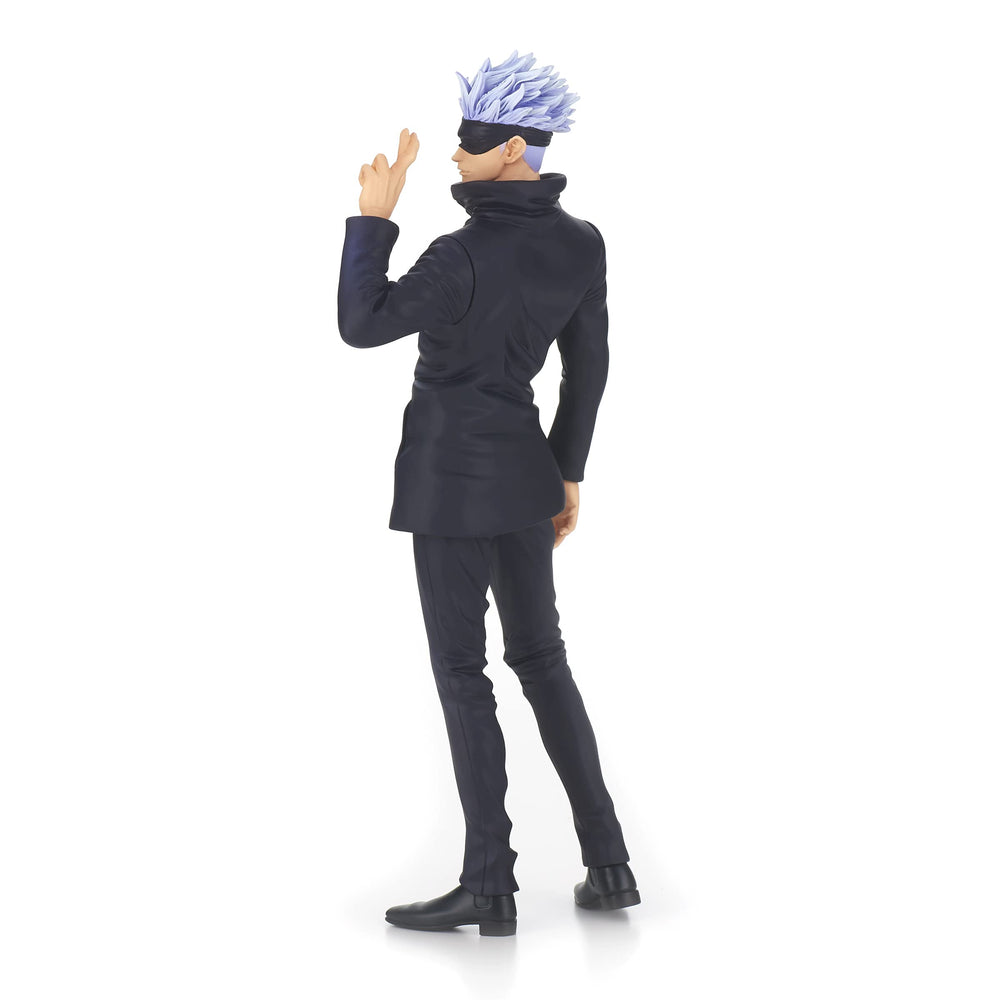 Banpresto Satoru Gojo figure removable base enables versatile positioning.
