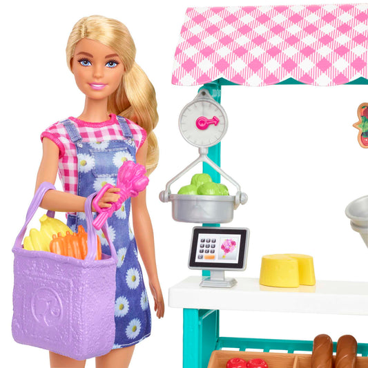 Barbie Careers Playset: fruits and vegetables shelf for role-play grocery sessions.