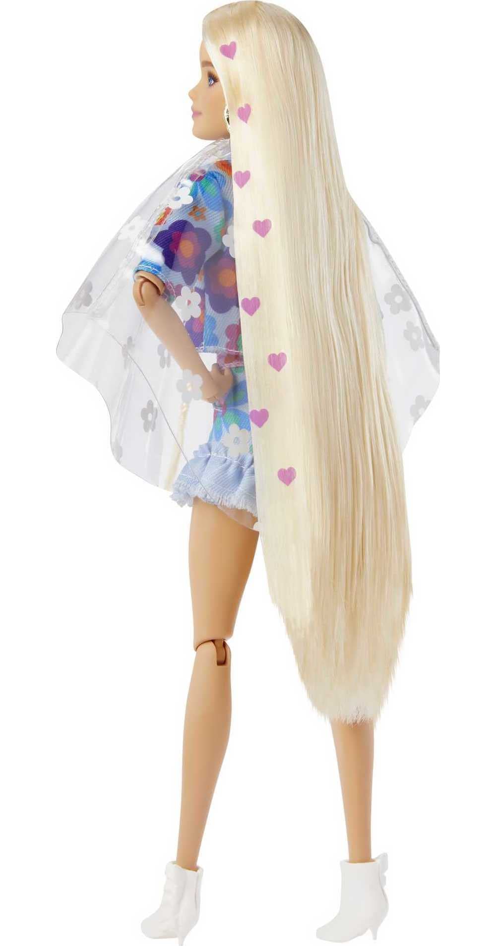 Barbie Extra picnic basket purse sunglasses—fun accessories for style stories.