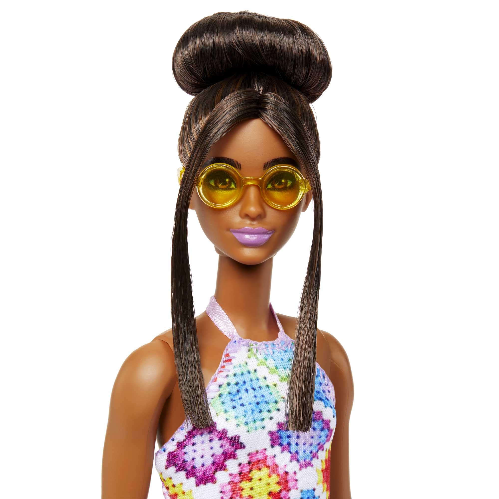 Barbie Fashionistas #210 chunky yellow sandals complete a bright, playful look.