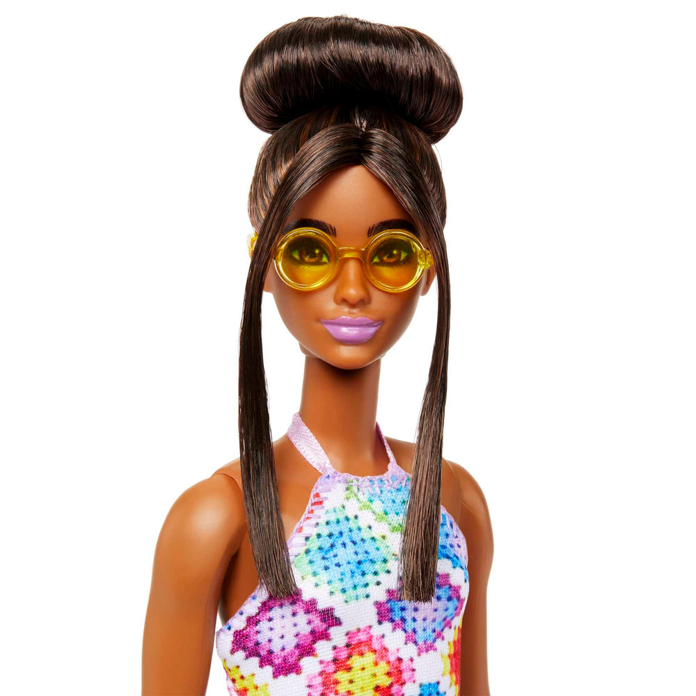 Barbie Fashionistas #210 chunky yellow sandals complete a bright, playful look.