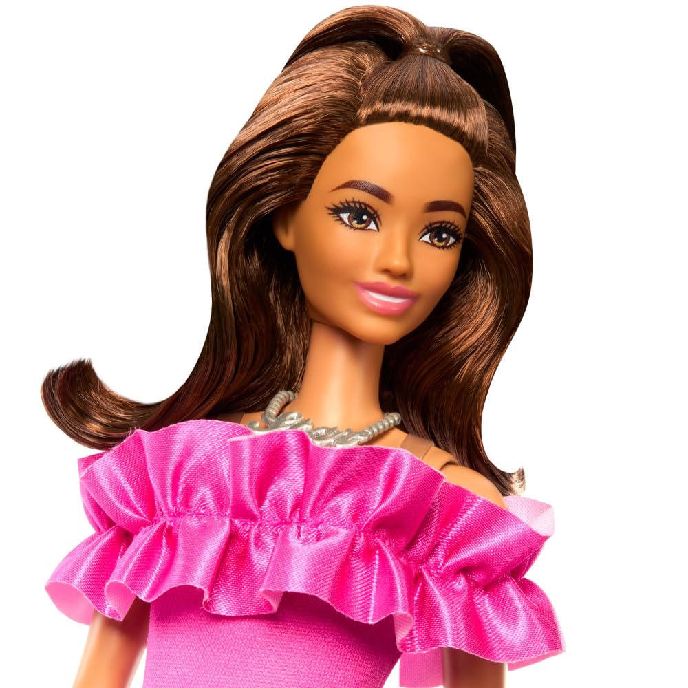 Barbie Fashionistas 217 black sandals and star necklace add glam to outfits