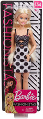Barbie Fashionistas accessories set supports imaginative playtime.
