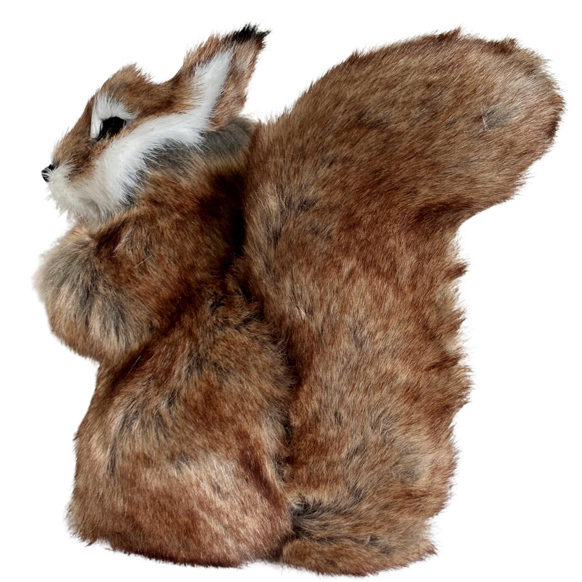 Basuo-9Q handcrafted woodland critter showcases meticulous craftsmanship