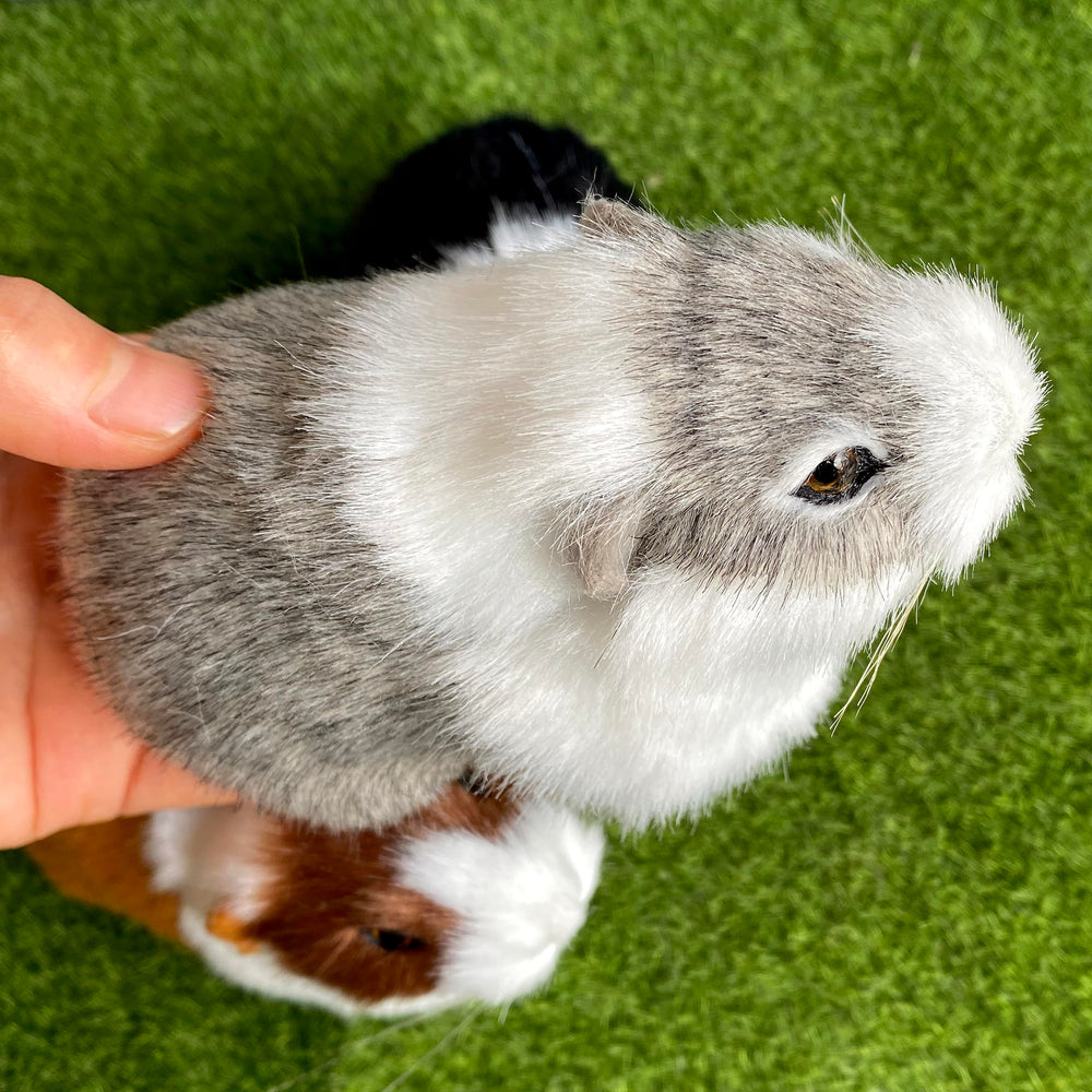 Basuo-9Q shelf decor hamster plush is safe for children.