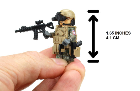 Battle Brick minifigure displays 82nd Army patch with direct camouflage print detail