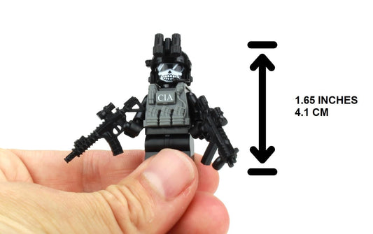 Battle Brick close-up shows detailed tactical gear for realistic play.