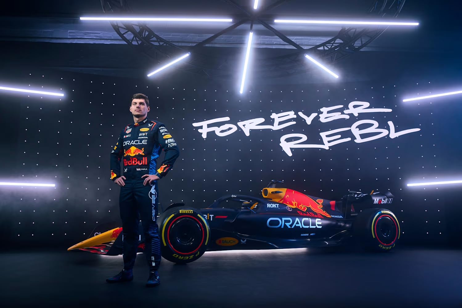 BBurago Red Bull RB20 1:43 decal fidelity with licensed branding