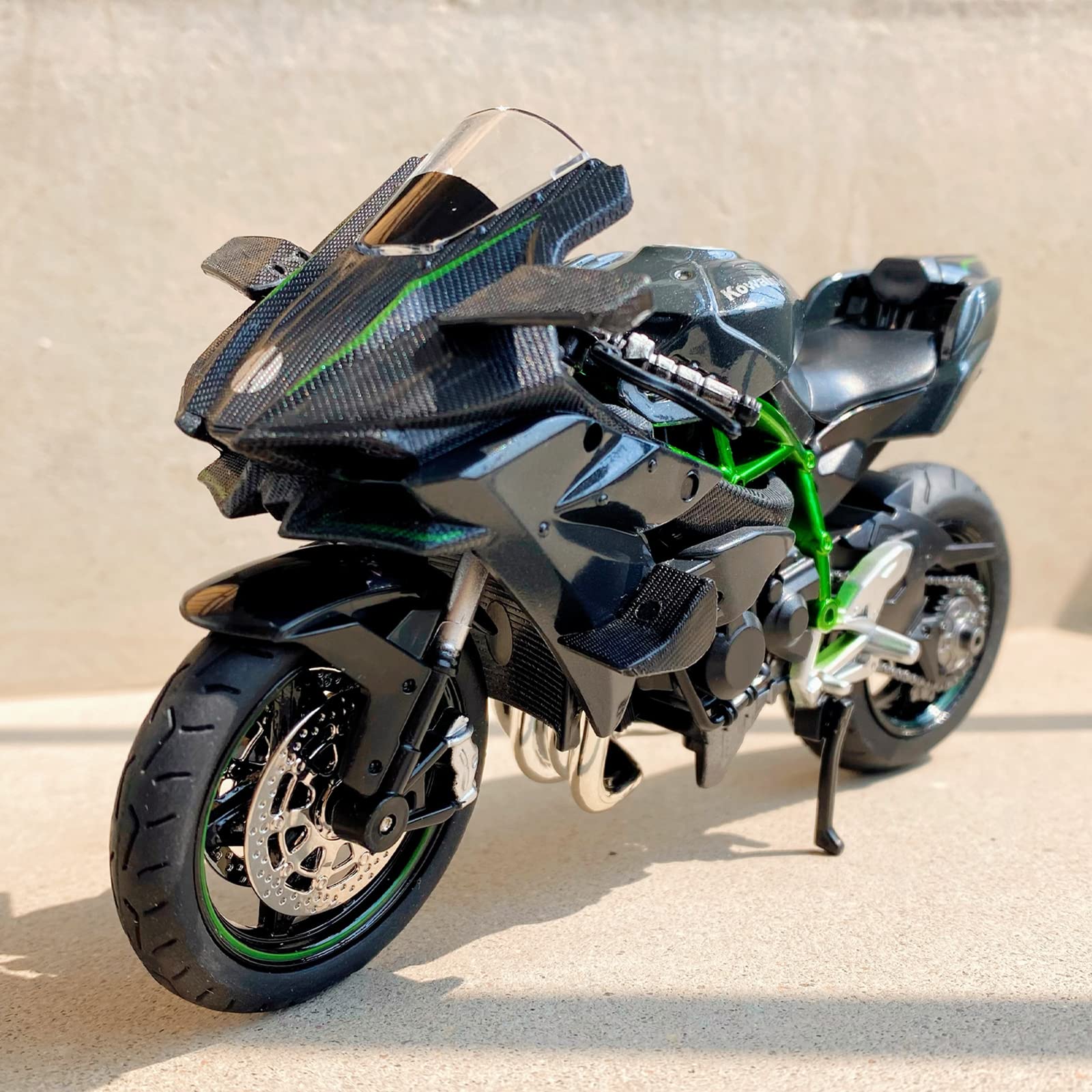 BDTCTK Ninja H2R diecast zinc alloy body and rubber tires
