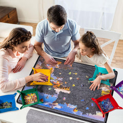 Becko US puzzle board designed for 1000-piece puzzles with ample playing space.
