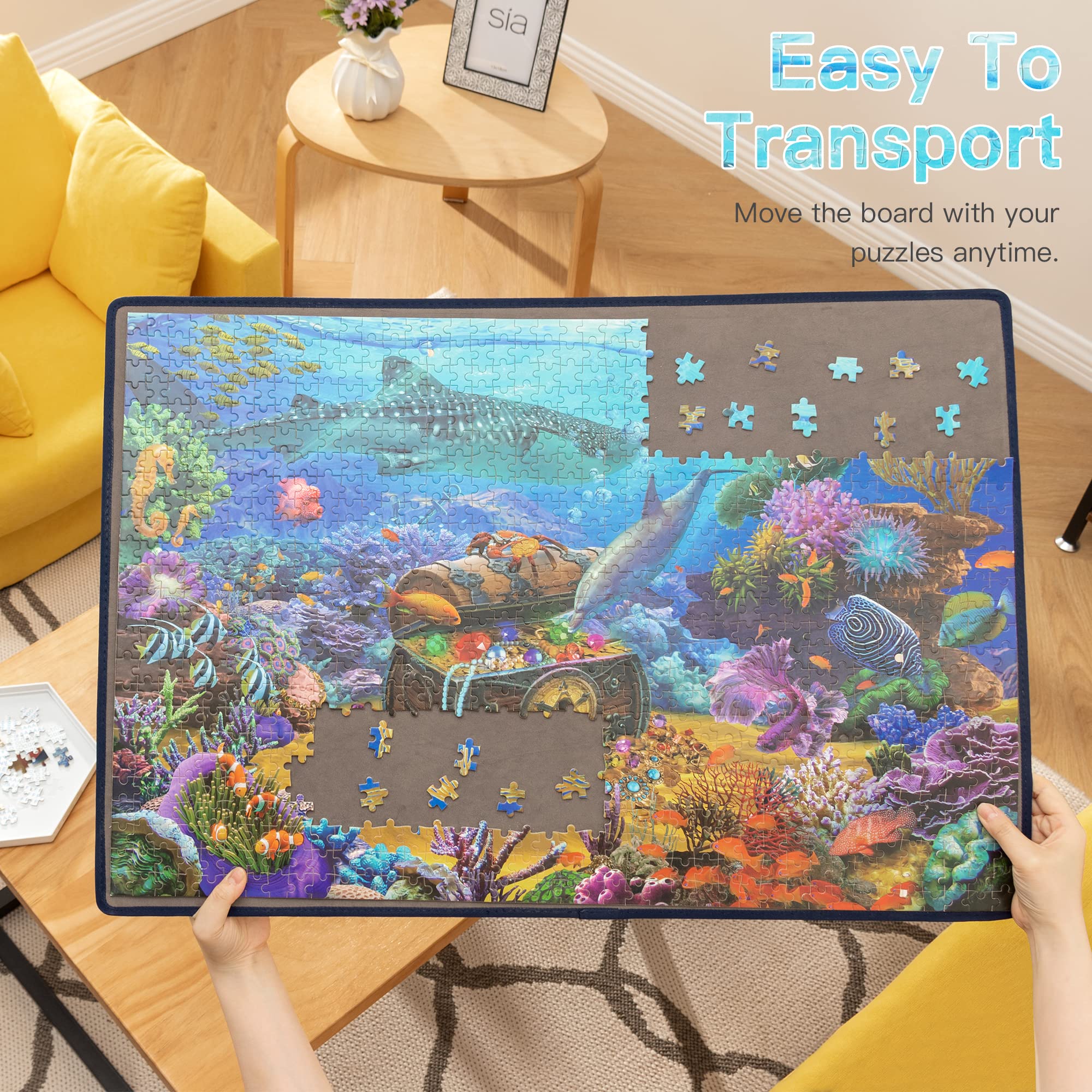 Becko US puzzle board is lightweight and portable for easy transport.