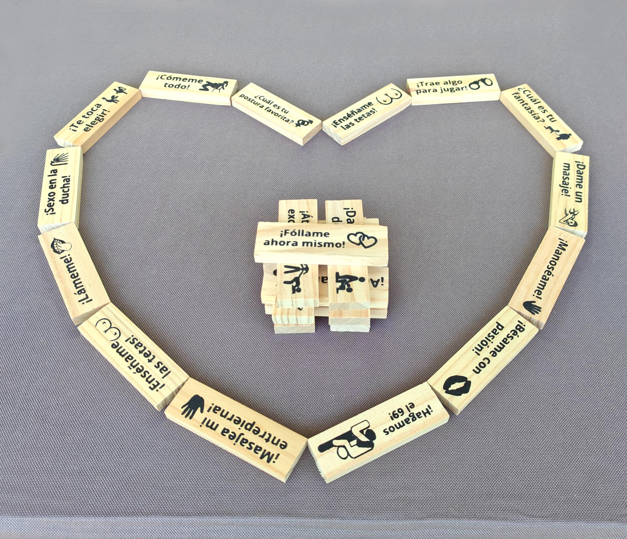 Beecotox blocks tower package box—compact gift ready for Valentine's Day.