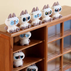 BEEMAI Nobeko Azukisan mini bean figures ideal for car or office decor