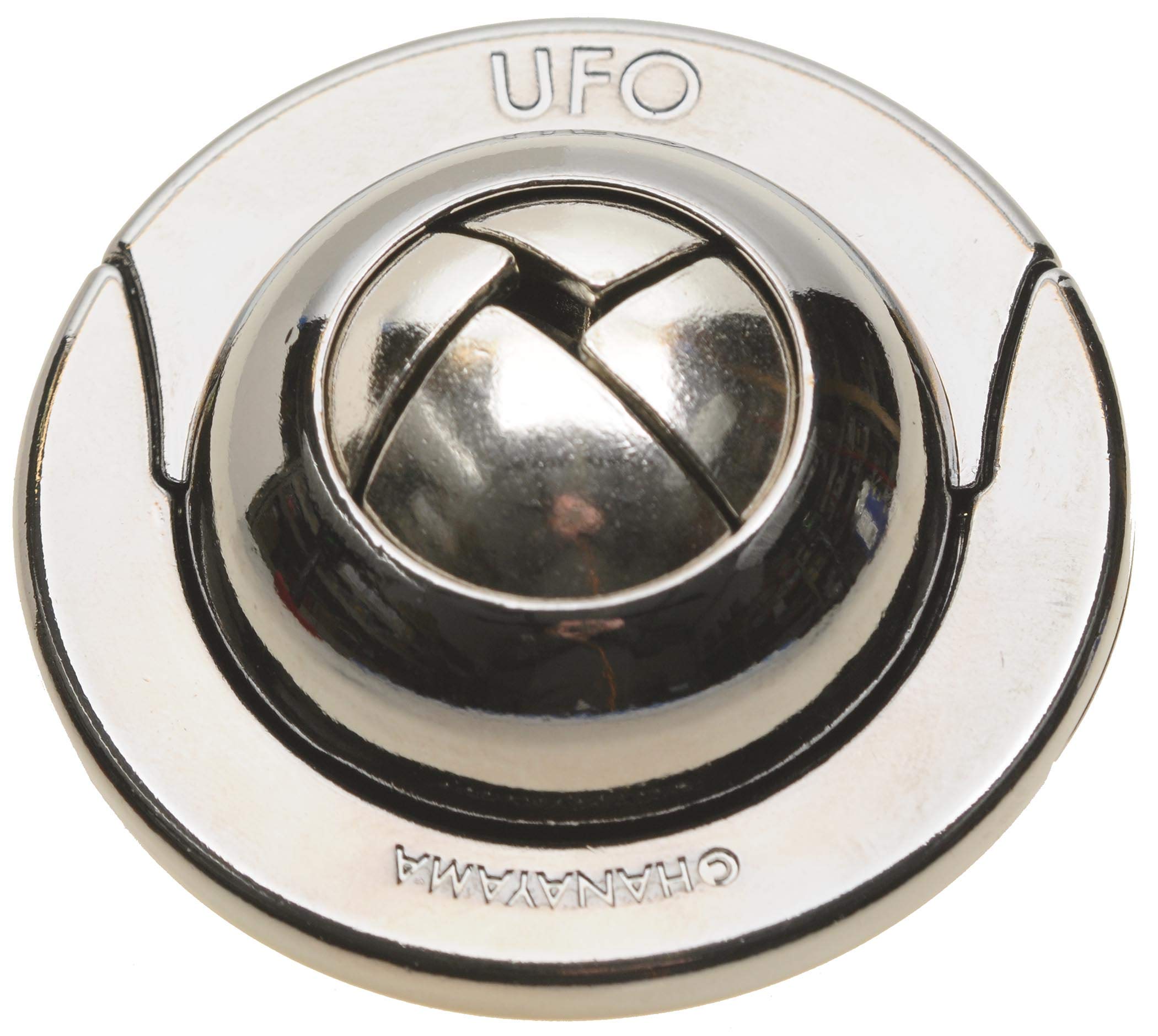 Bepuzzled UFO Hanayama pouch-and-packaging shows safe storage with the velvet red pouch.