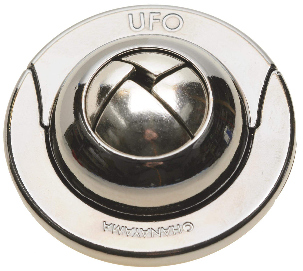 Bepuzzled UFO Hanayama pouch-and-packaging shows safe storage with the velvet red pouch.