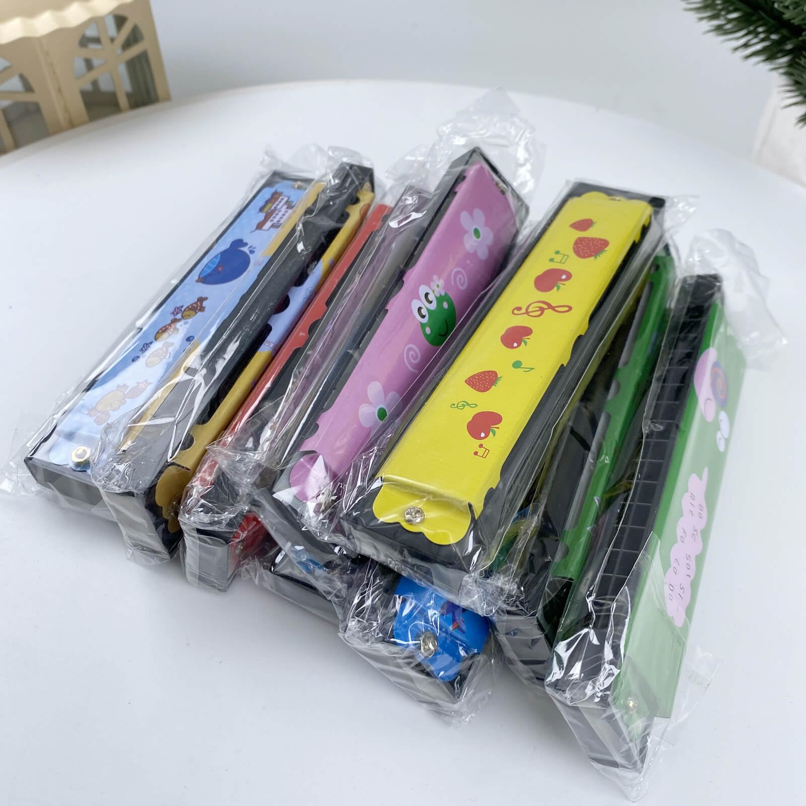 Bertork classroom friendly harmonica for group learning and music.
