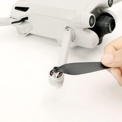 Betschkim included mini screwdriver for quick propeller installation.