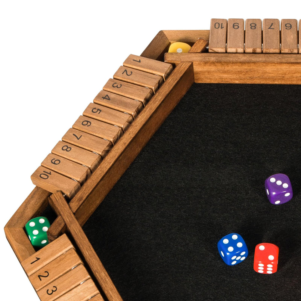 BIVOMON portable dice game is easy to carry for outdoor play.