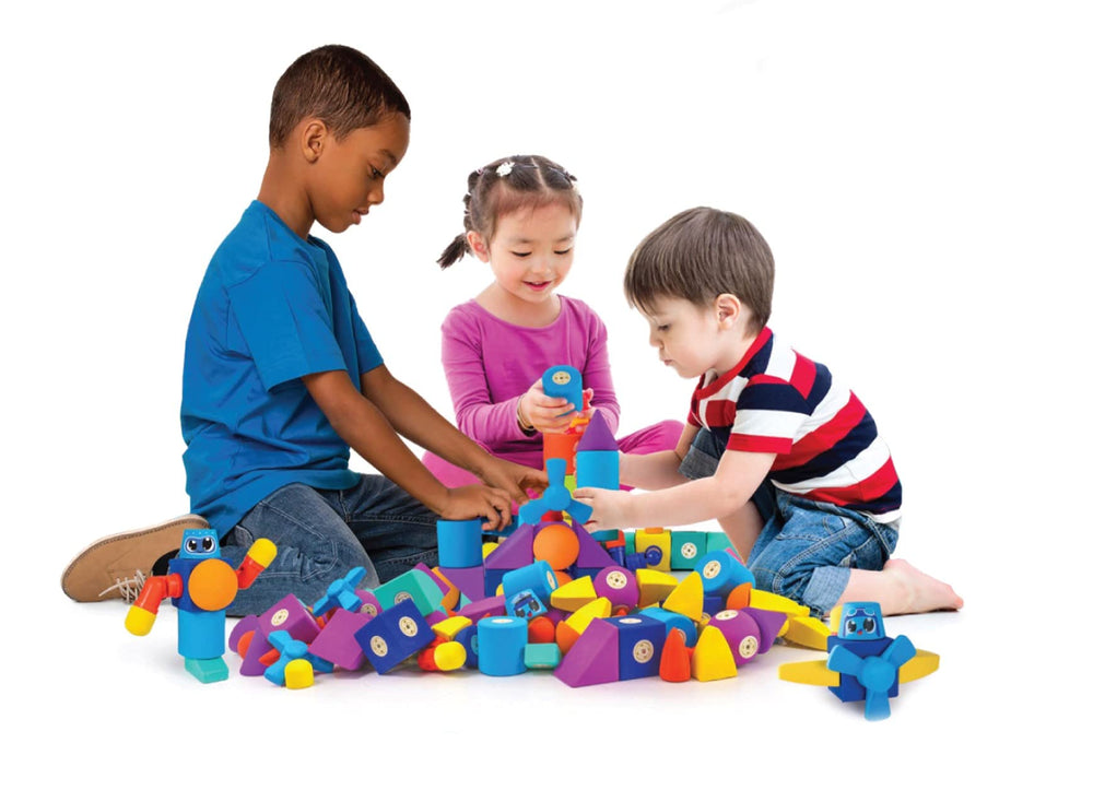 Blockaroo water play features foam blocks floating and linking in the tub.