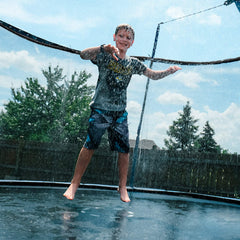 Bobor external hose connection shows water feeds from the garden hose for easy setup.