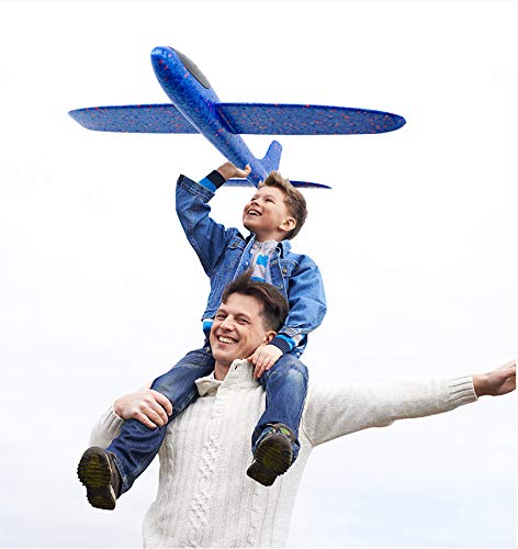 Easy assembly with BooTaa planes wings and tails clicking in.