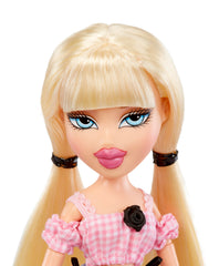 Bratz Goin’ Out Cloe handbag completes coordinated street-ready looks.