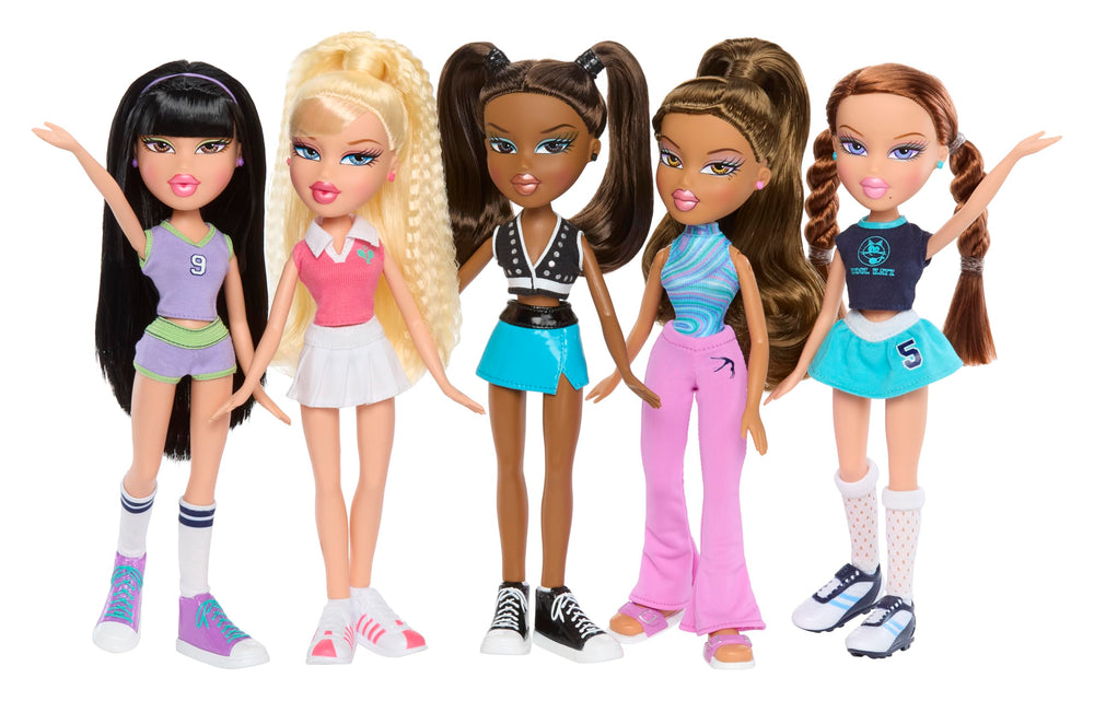 Iconic Bratz Play Sportz Jade packaging for display-worthy presentation