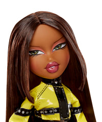 Sasha wearing sleek sunglasses for cool, sun-ready accessorizing.