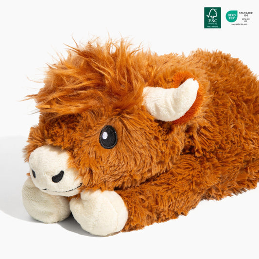 Brease Highland Cow plush soft fur close-up showcases durable, cuddle-worthy texture.