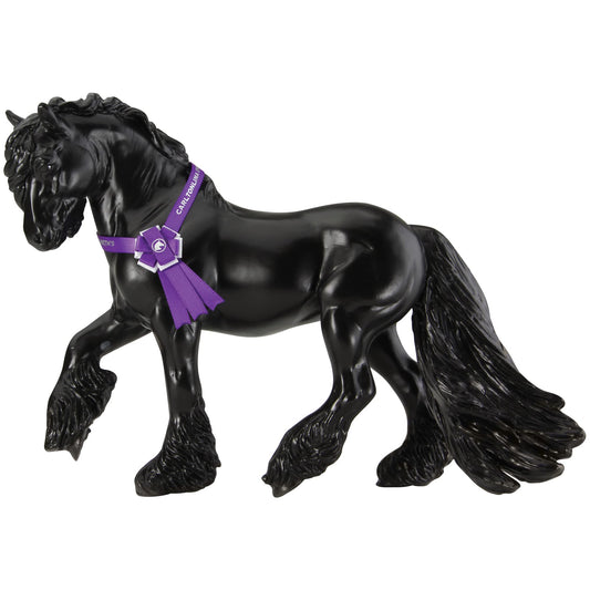 Breyer Carltonlima Emma model horse, the queen's pony, ideal for display and collection.