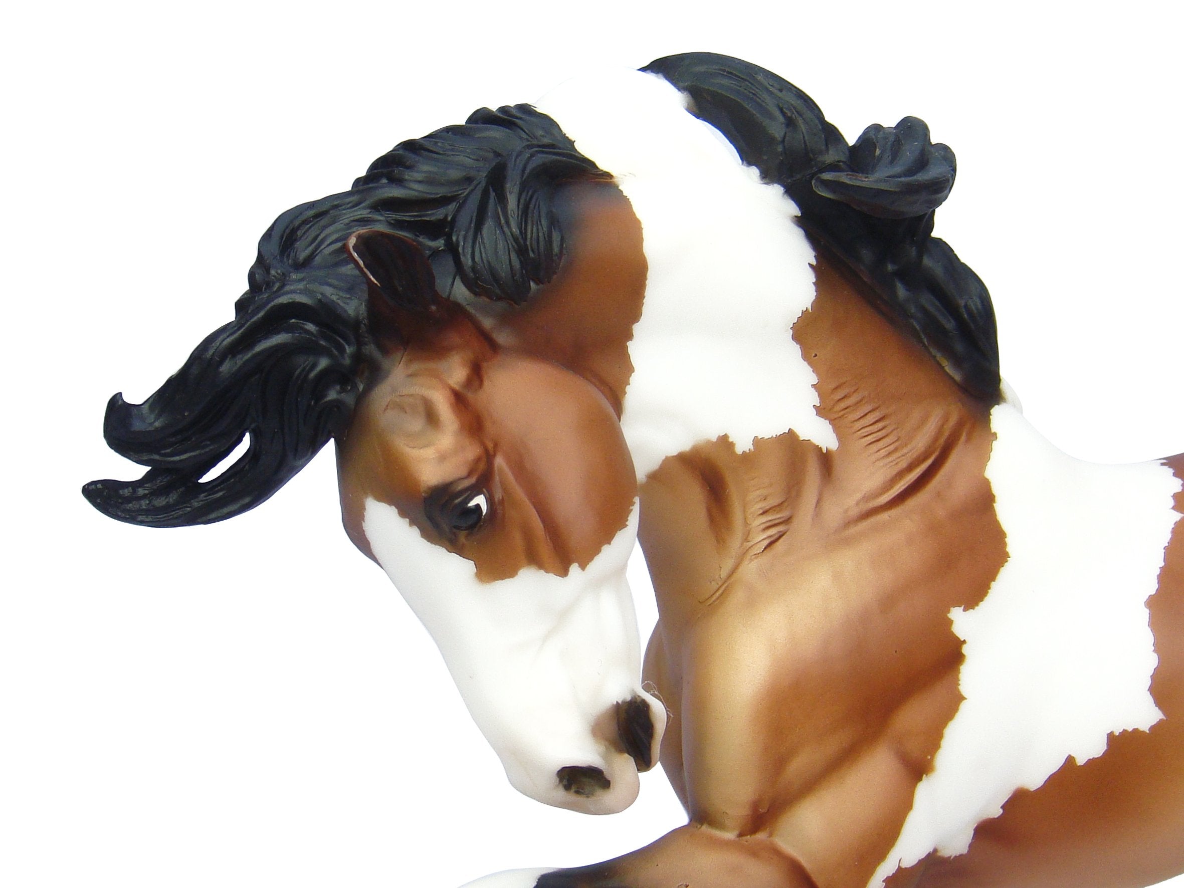 Breyer Gypsy Vanner 1-9 scale provides accurate size for dioramas and play sets.