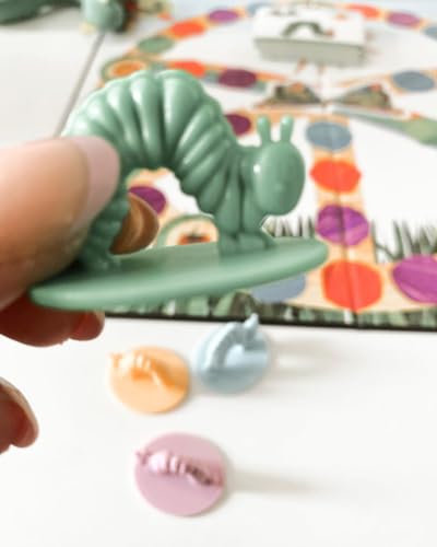3D caterpillars provide tactile engagement during Briarpatch play