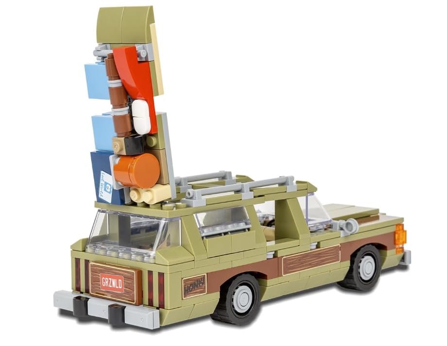 Brick Loot 312-piece set fits in display shelves and dioramas