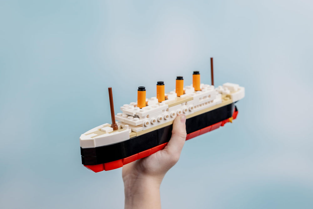 Ready-to-display Titanic model from Brick Loot for desks or shelves.