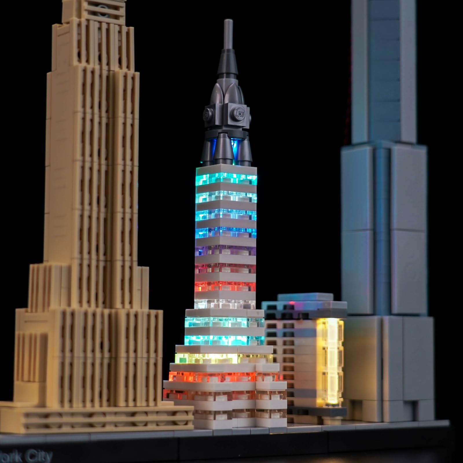 Brickshining ABS copper construction offers heat resistance and durable lighting.