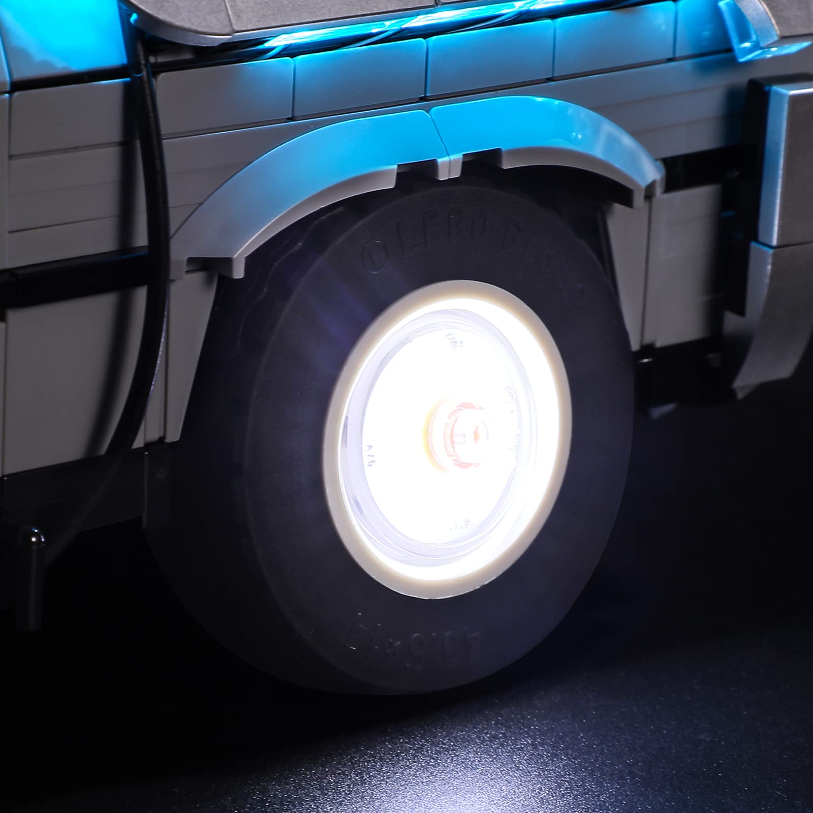 BRIKSMAX Light for 10300 on-display night lighting option.