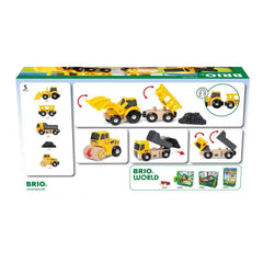 BRIO wooden train set with magnetic couplings for quick setup
